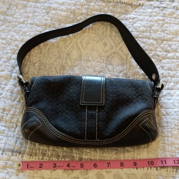 Coach purse - Picture 2 of 6